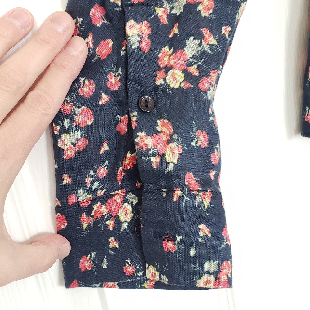 Longsleeve floral linen blouse - Picture 4 of 10